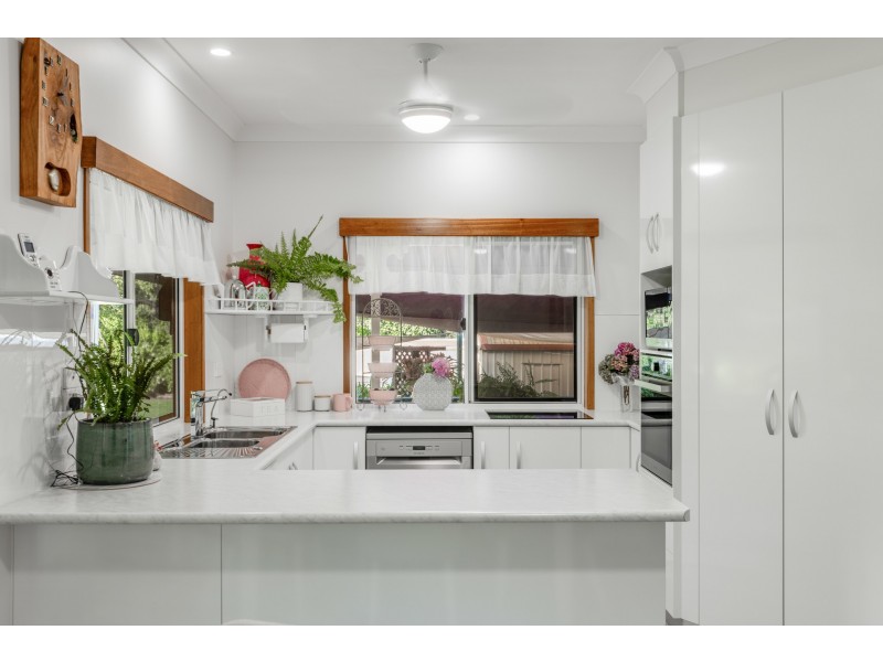 134 Costellos Road, Upper Lockyer QLD 4352