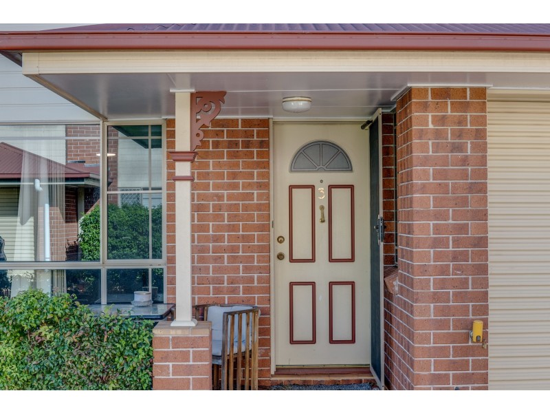 3/4 O’quinn Street, Harristown QLD 4350