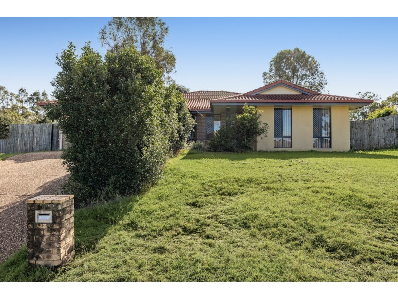 12 Paige Place, Helidon QLD 4344