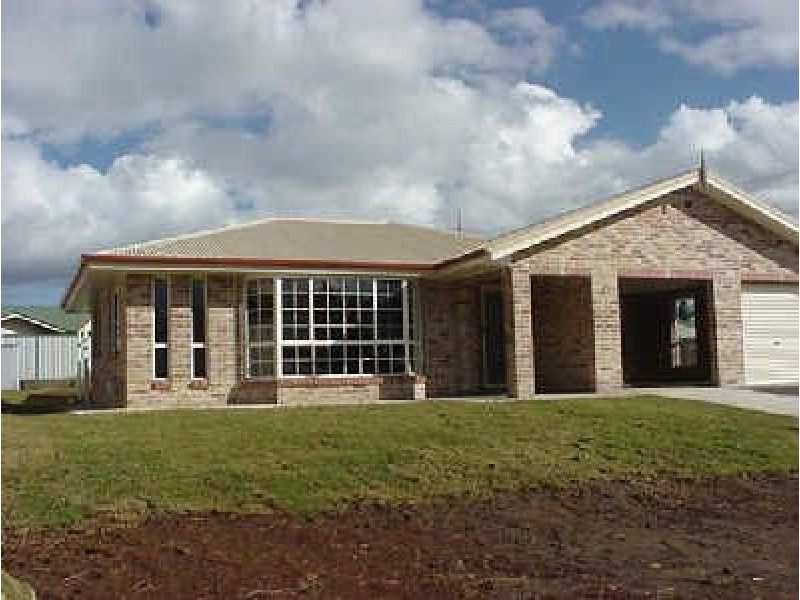 5 Emma Drive, Kearneys Spring QLD 4350