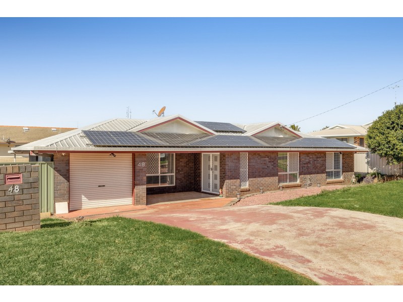48 Hoepper Street, Kearneys Spring QLD 4350