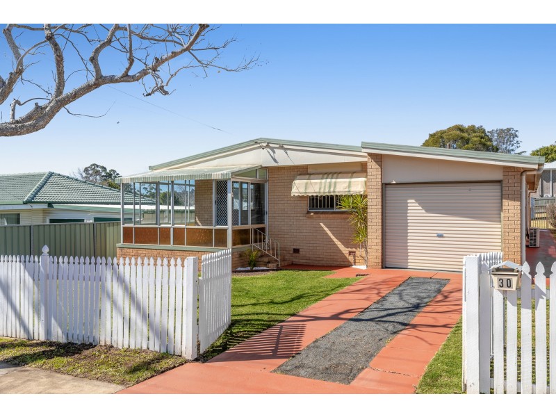 30 Gordon Avenue, Newtown QLD 4350