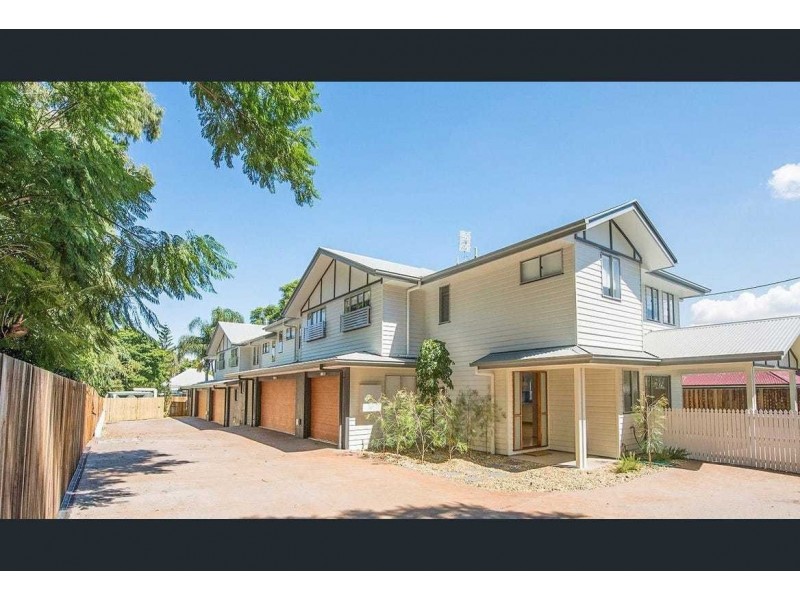 2/2 Walton Street, North Toowoomba QLD 4350