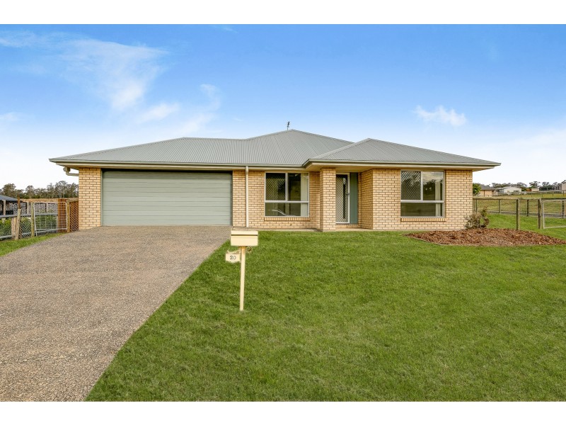 20 Monarch Street, Meringandan West QLD 4352