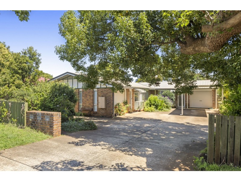 1/423 Hume Street, Kearneys Spring QLD 4350