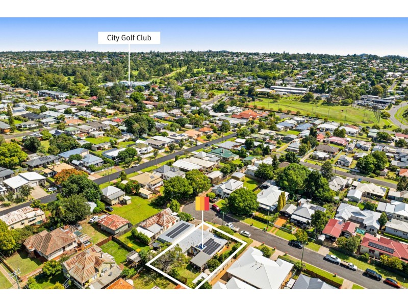 6 Paterson Street, South Toowoomba QLD 4350