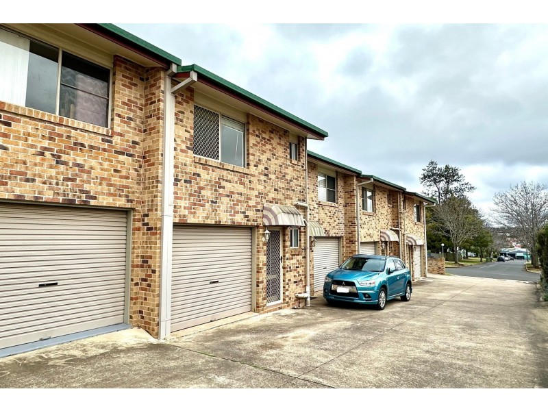 4/5 Kenric Street, Toowoomba City QLD 4350