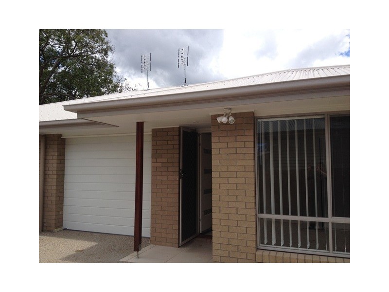 2/108A James Street, South Toowoomba QLD 4350