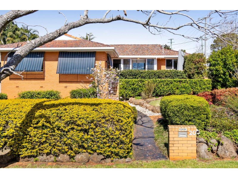 20 Rivett Street, South Toowoomba QLD 4350