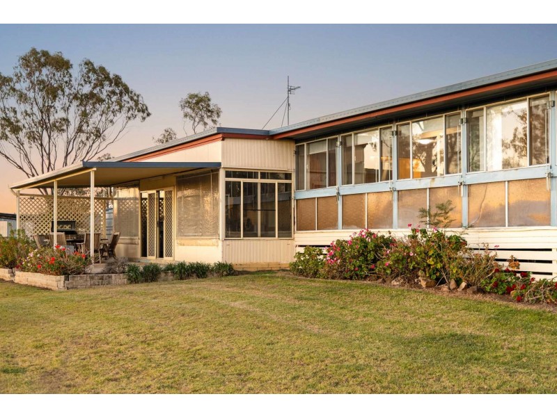34 Lipp Road, Greenmount East QLD 4359