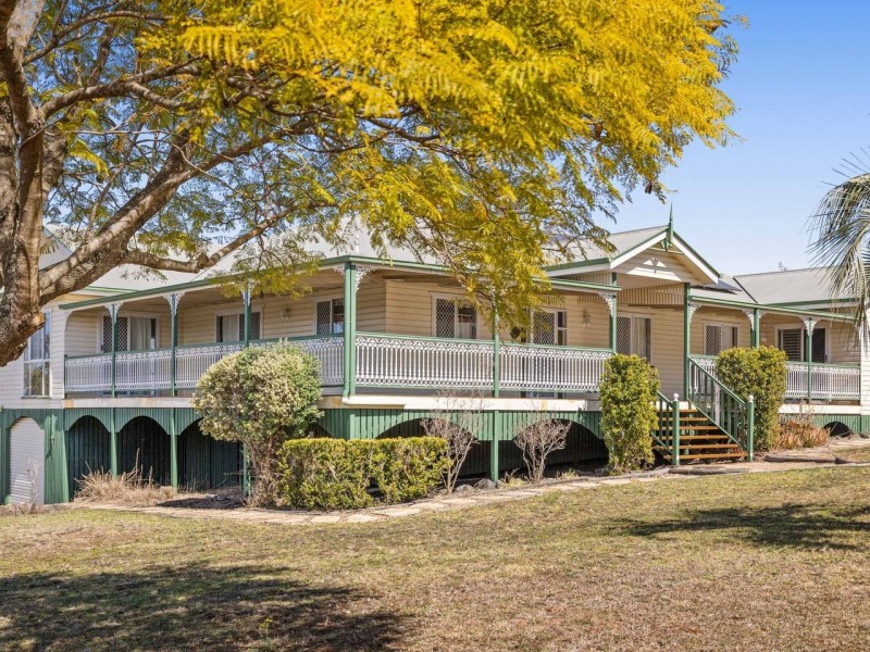 2 Riethmuller Road, Glenvale QLD 4350