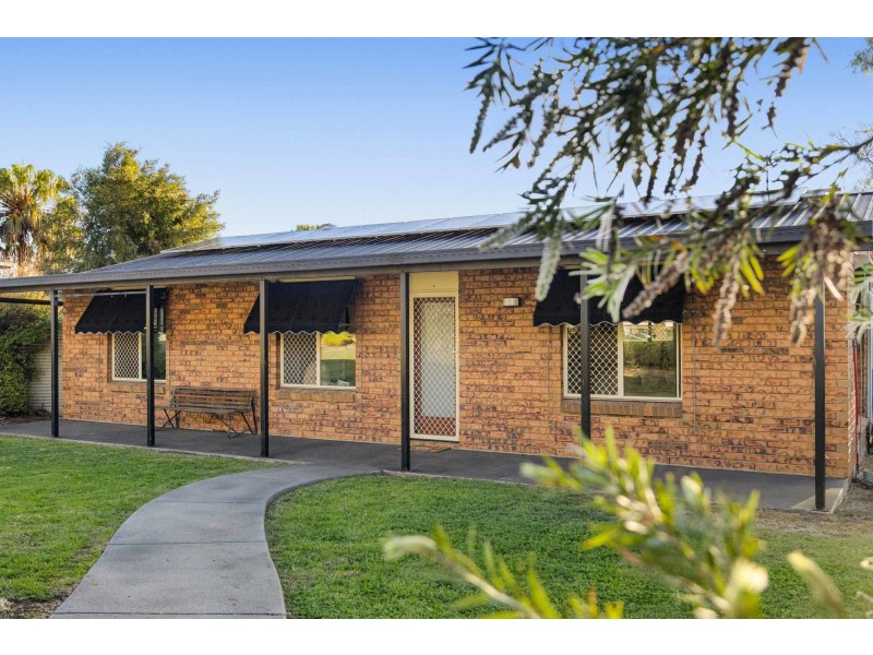 7 Emmanulla Drive, Kingsthorpe QLD 4400