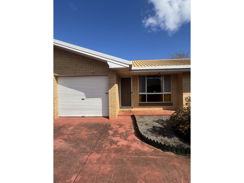 1/26 Chilla Street, Harristown QLD 4350