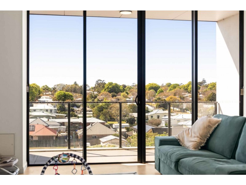 506/677-683 Ruthven Street, South Toowoomba QLD 4350