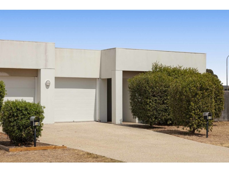 16 Tarcoola Street, Wyreema QLD 4352