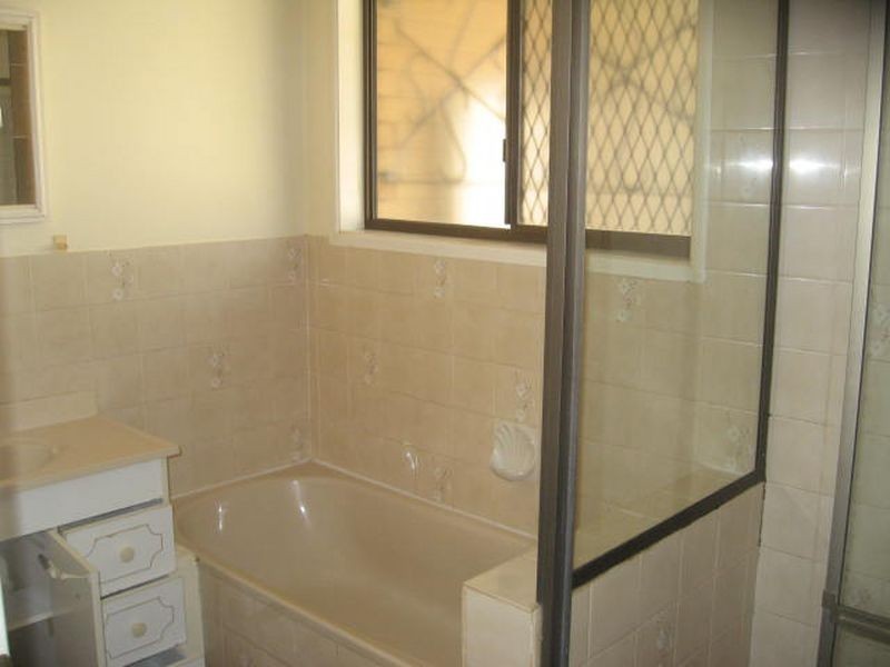 4 Moselle Court, Wilsonton QLD 4350