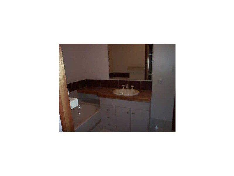 13 Stoneyhurst Court, Glenvale QLD 4350