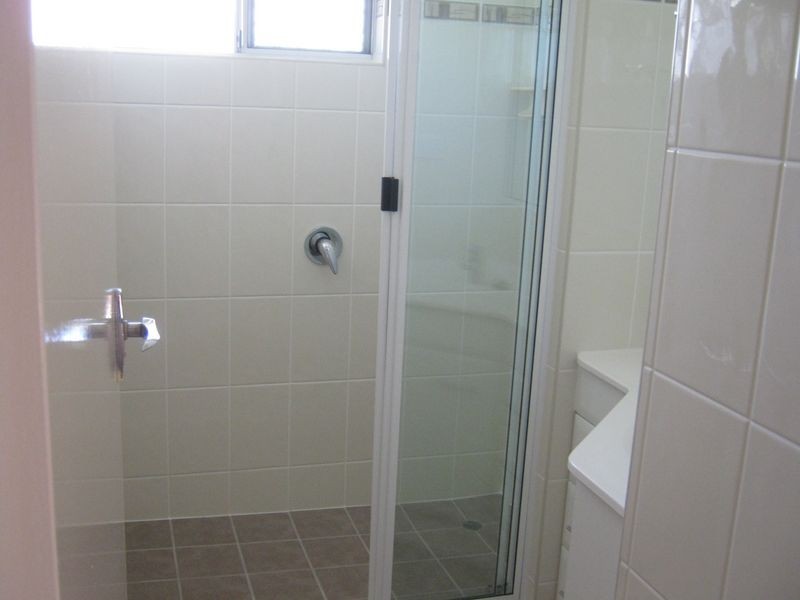 1/266 James Street, Harristown QLD 4350