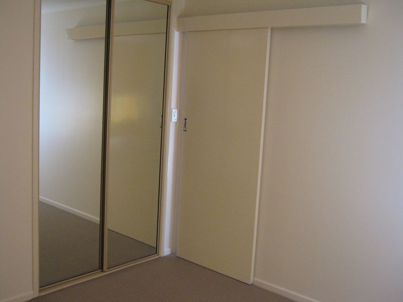 1/266 James Street, Harristown QLD 4350