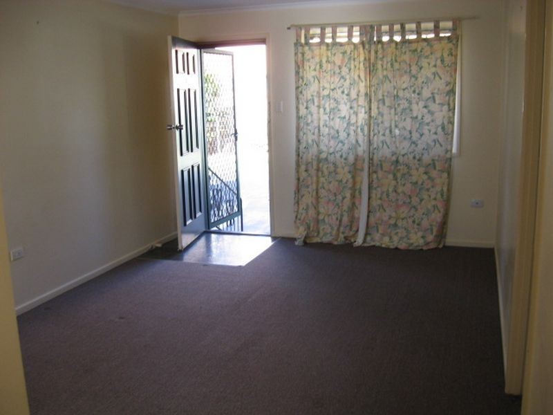 2/60 Mabel Street, Mount Lofty QLD 4350