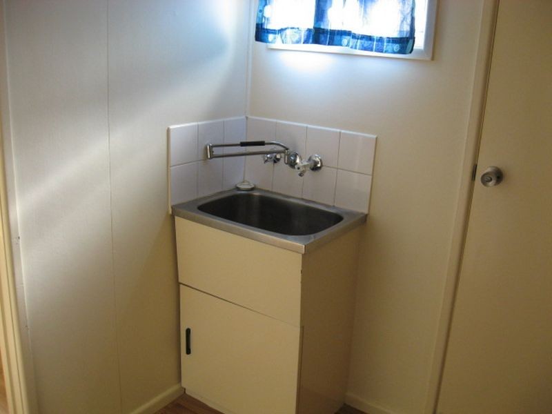 2/60 Mabel Street, Mount Lofty QLD 4350