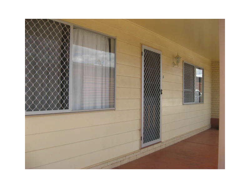3/267b Geddes Street, Centenary Heights QLD 4350