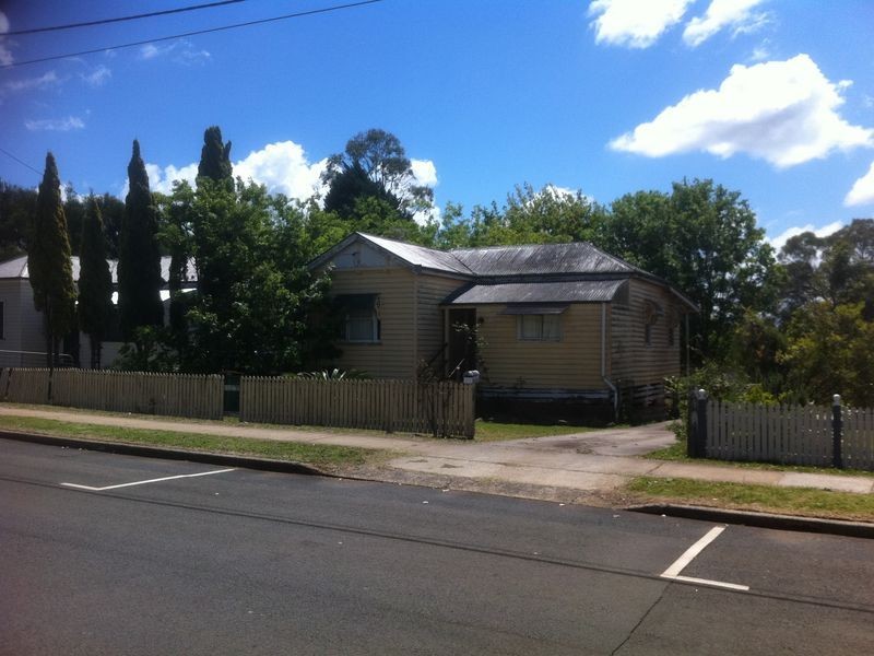 11 O’Quinn Street, Harristown QLD 4350