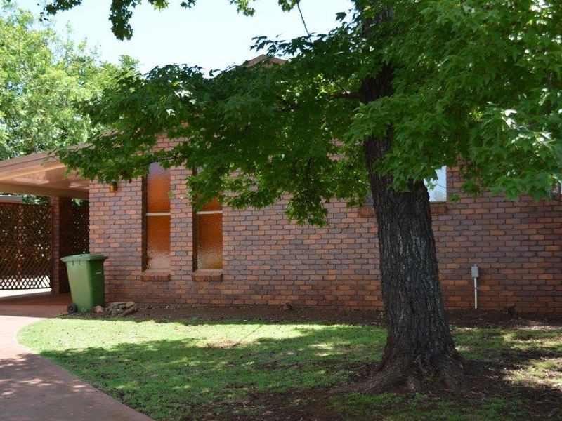 1/1 Coates Street, Centenary Heights QLD 4350