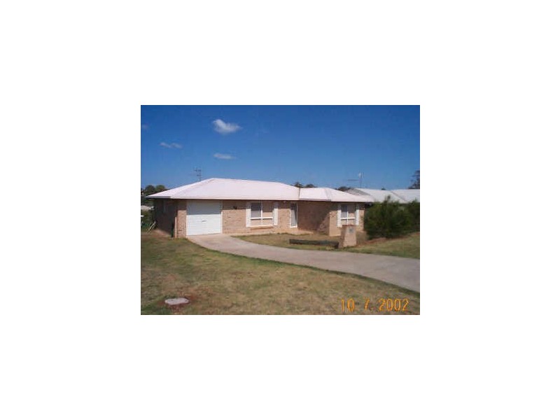 10 Muller Street, Kearneys Spring QLD 4350