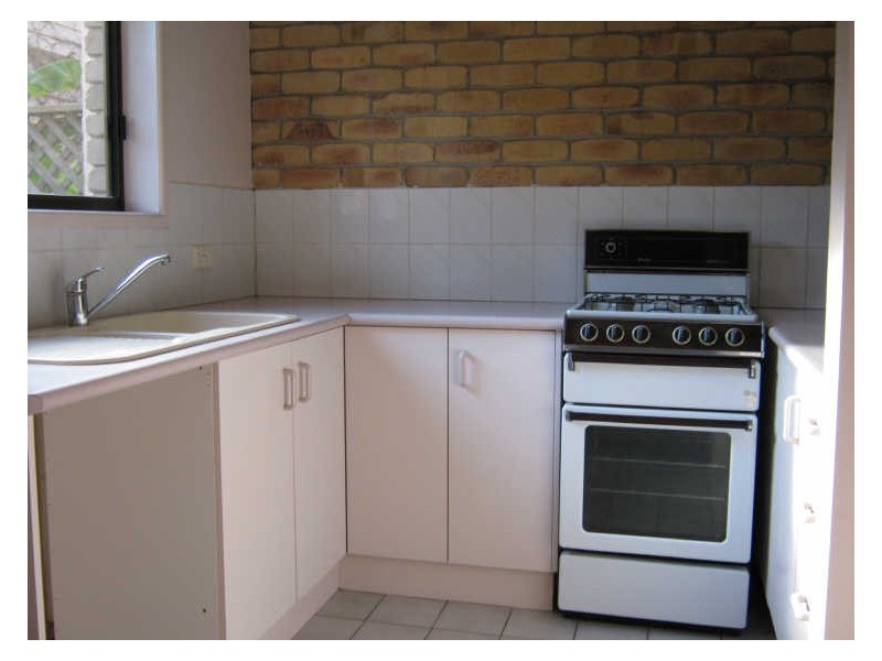 3/4 Garget Street, East Toowoomba QLD 4350