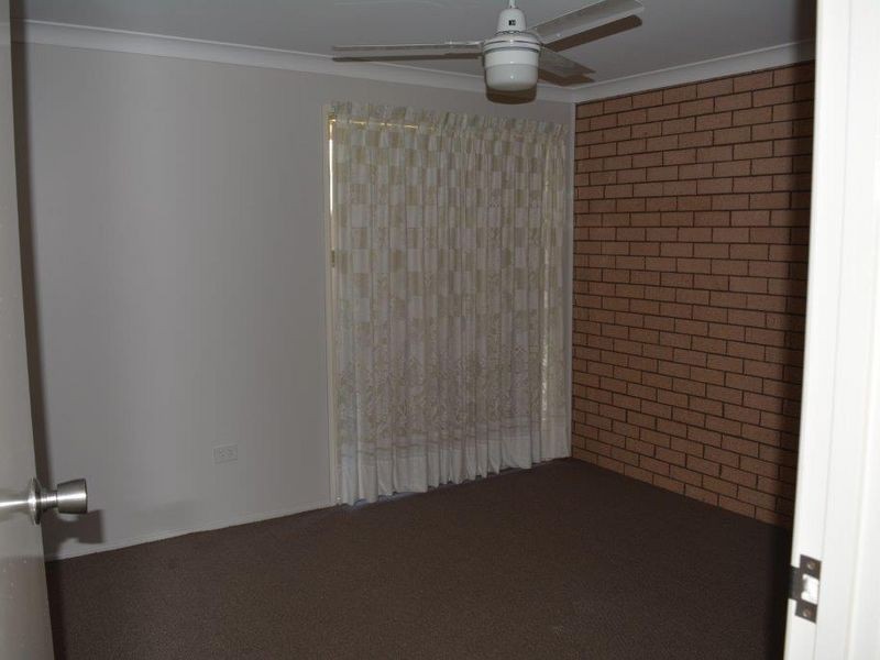 1/5 Rutkin Street, Kearneys Spring QLD 4350