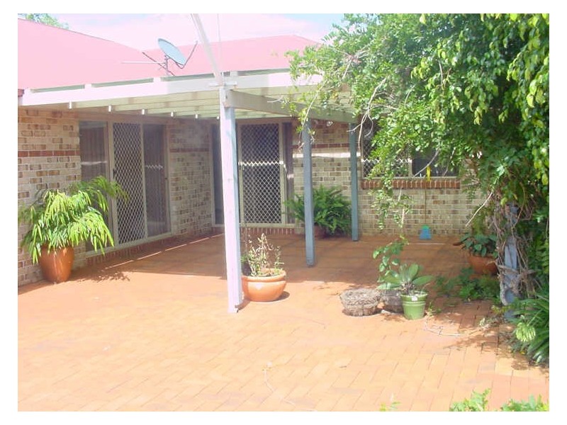 464 Hume Street, Centenary Heights QLD 4350