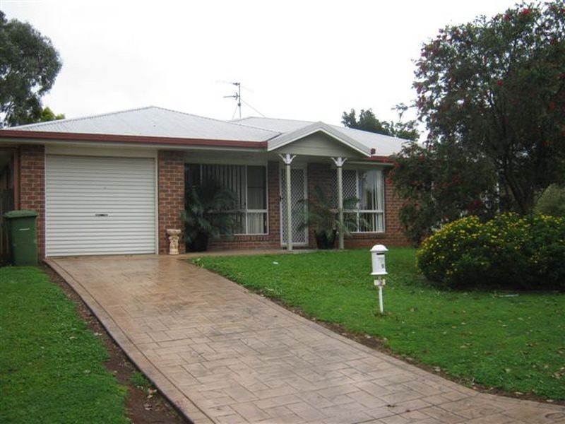 9 Satinwood Court, Glenvale QLD 4350