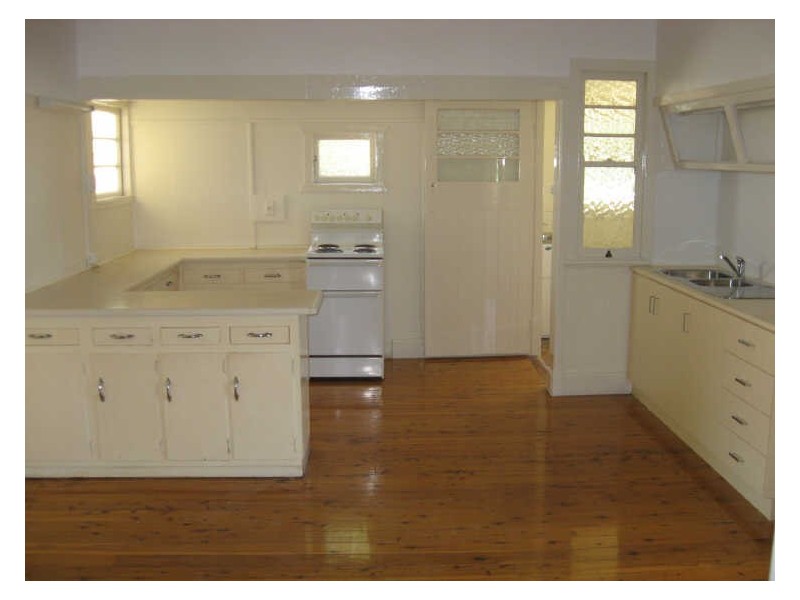 5 Clyde Street, MOUNT LOFTY, Toowoomba QLD 4350