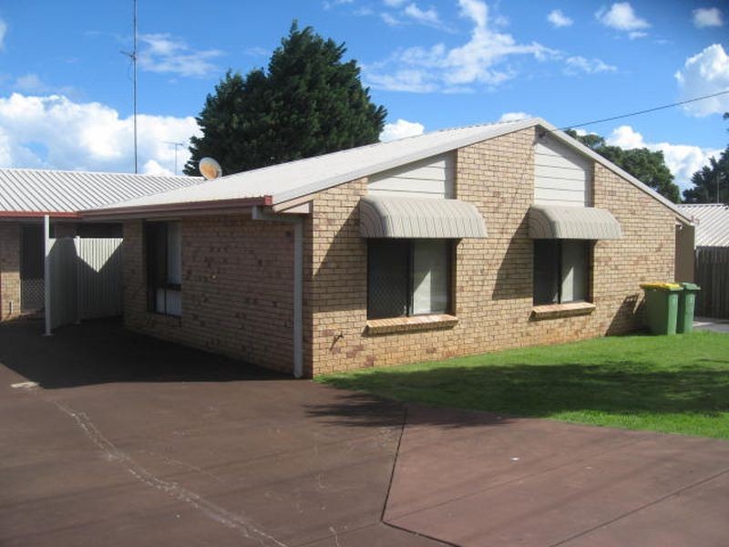 1/18 Poinciana Street, Glenvale QLD 4350