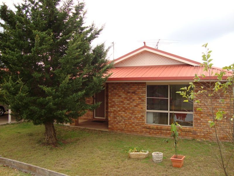 16 Fern Drive, Kearneys Spring QLD 4350