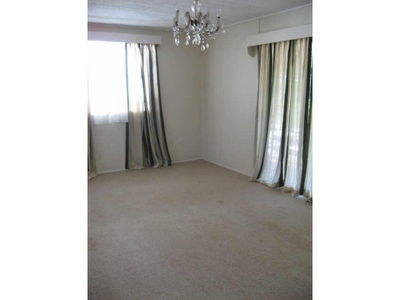 9 Coates Street, Kearneys Spring QLD 4350