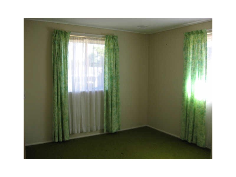 9 Coates Street, Kearneys Spring QLD 4350