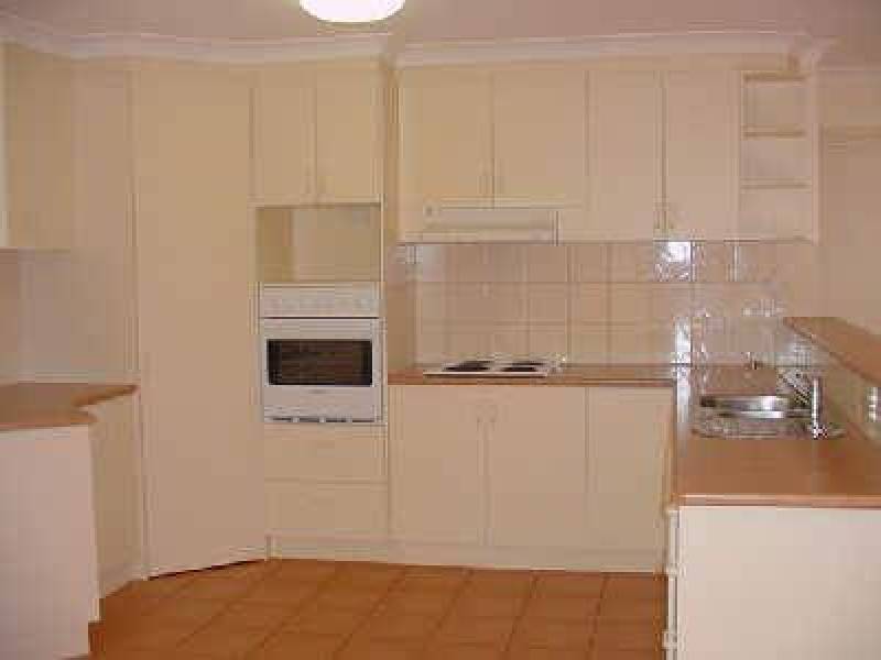 4 Audrey Court, Middle Ridge QLD 4350