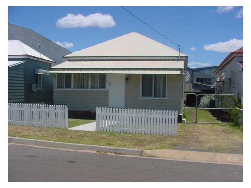 4 Archibald Street, Toowoomba City QLD 4350