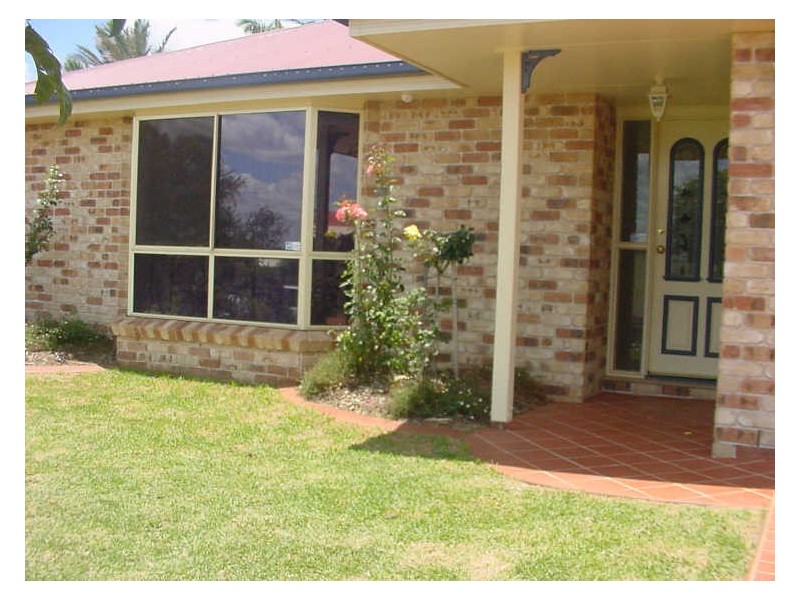 12 Paulene Crescent, Middle Ridge QLD 4350