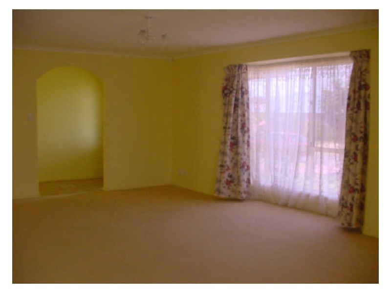 12 Paulene Crescent, Middle Ridge QLD 4350