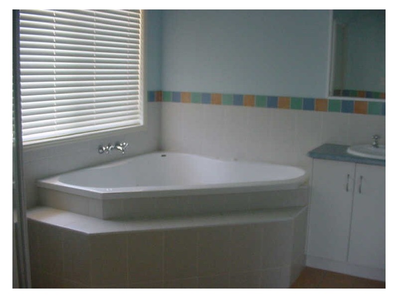 12 Paulene Crescent, Middle Ridge QLD 4350