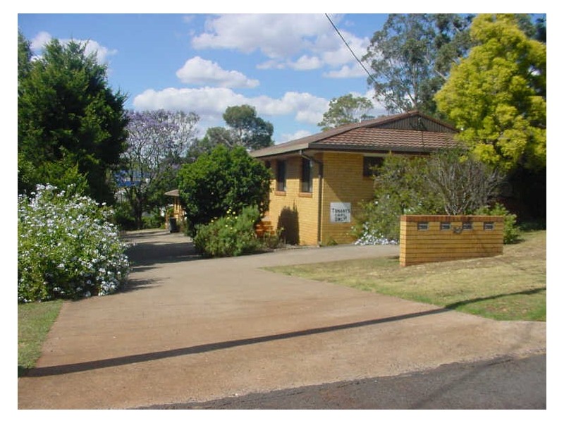 2/29 Gregory Street, North Toowoomba QLD 4350