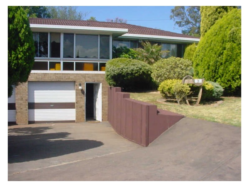 2 Steinmuller Court, Mount Lofty QLD 4350