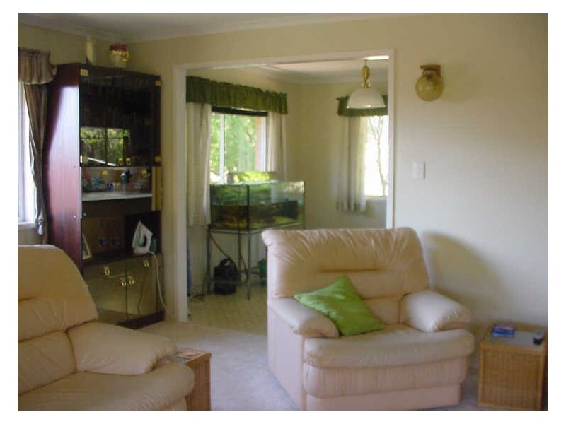 2 Steinmuller Court, Mount Lofty QLD 4350