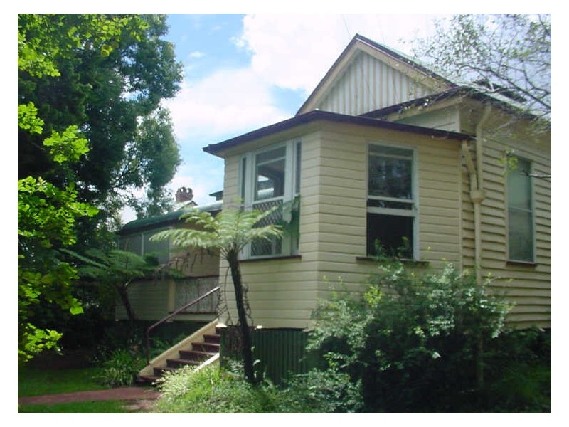 11 Herries Street, East Toowoomba QLD 4350