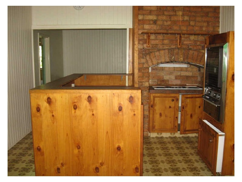 11 Herries Street, East Toowoomba QLD 4350