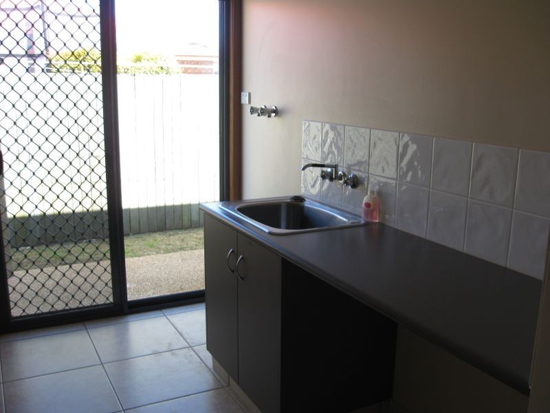 15 Fadden Crescent, Middle Ridge QLD 4350
