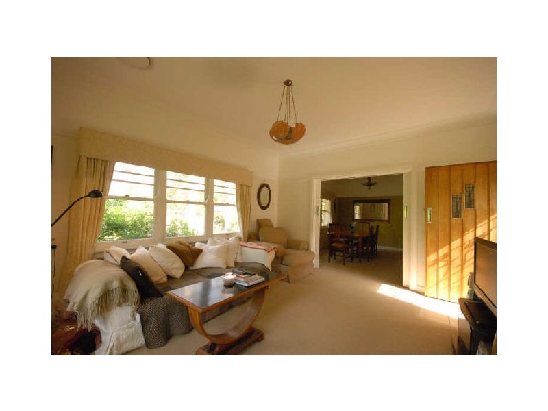 6 Cottesloe St, East Toowoomba QLD 4350